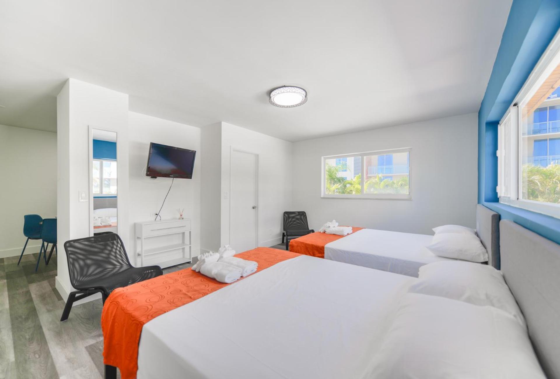 Appartamento Outstanding Oceanfront Unit With Parking&Pool - M36 Hollywood Esterno foto